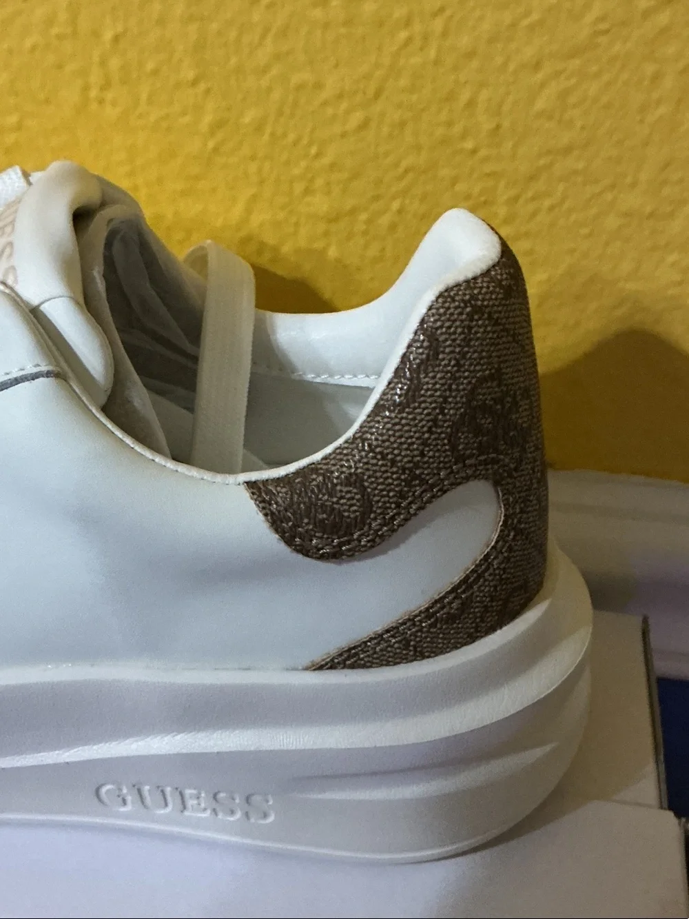 GUESS White Platform Sneakers with Brown Logo Heel 7.5 Nwb